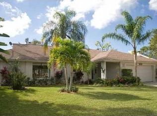 14370 Paddock Dr, Wellington, FL 33414
