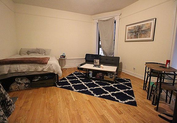 2nd image of 929 W End Ave APT 1A