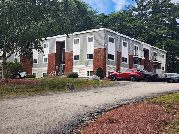 162-L Capitol Hill Drive, Londonderry, NH 03053