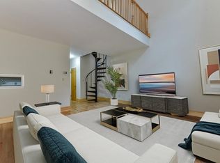 287 Hanover St APT 5-3, Boston, MA 02113