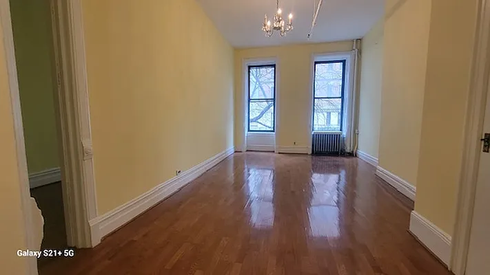 Rented by Chartwell Manhattan Realty | media 1