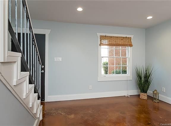 3rd image of 634 Chipley Ave APT 5