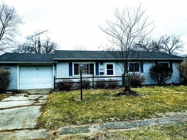 2007 S Victoria Dr, Muncie, IN 47302