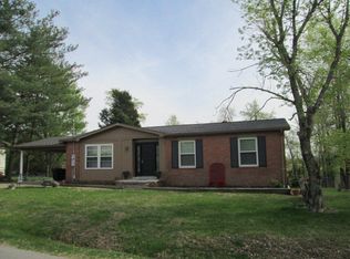 776 Independence Dr, Madisonville, KY 42431
