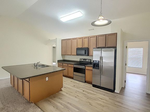 5th image of 2089 Cogan Dr SE