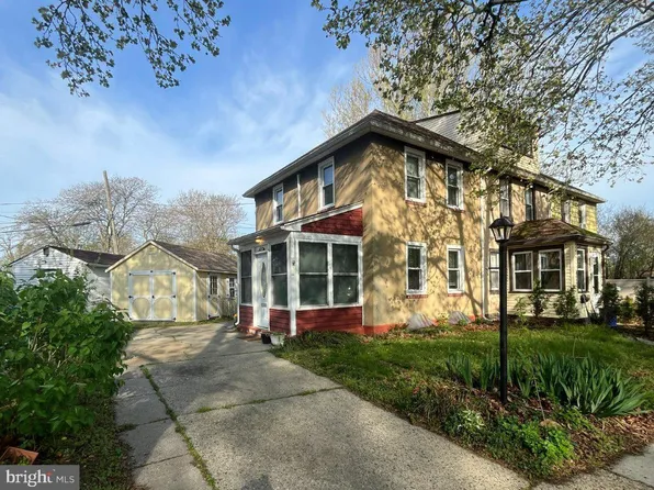 505 Paris Ave, Brooklawn, NJ 08030