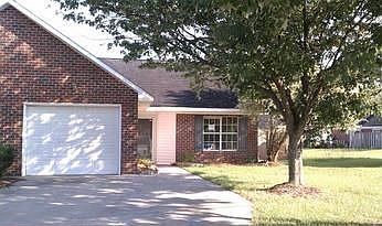 1st image of 2601 B Boone Ct