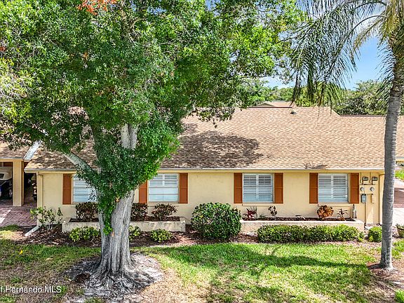 4th image of 2245 Greenwich Dr #66