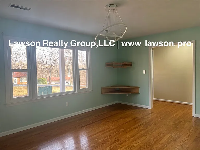 991 Blue Ridge Dr — Photo 12