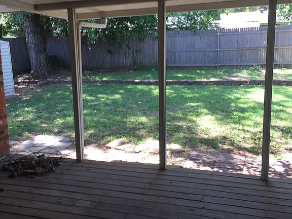 5th image of 404 Linda Ln