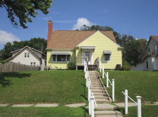 107 2nd St SE, Pelican Rapids, MN 56572
