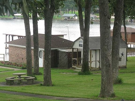5th image of 510 Wildewood Dr