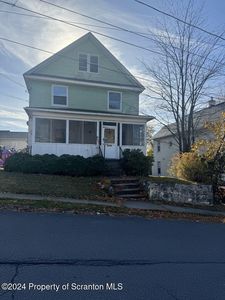 208 E Warren St, Dunmore, PA, 18512