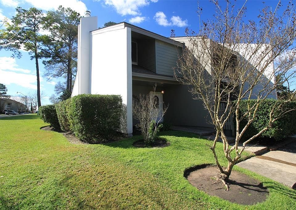 1st image of 3907 Knollcrest Dr
