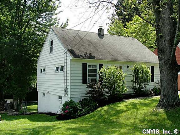 5th image of 212 McClennan Dr