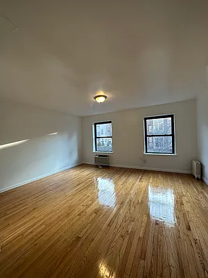 Rented by Peter R. Hungerford, LREB | media 11