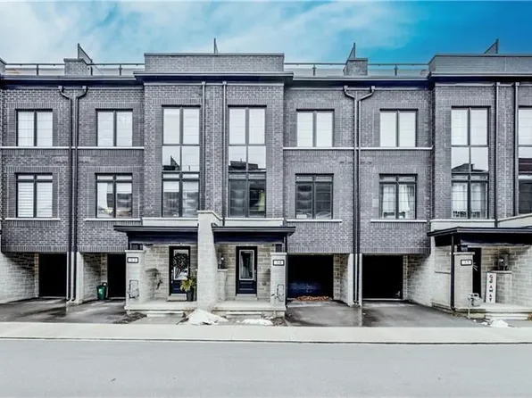 258 Hespeler Rd #34, Cambridge, ON N1R 0C9