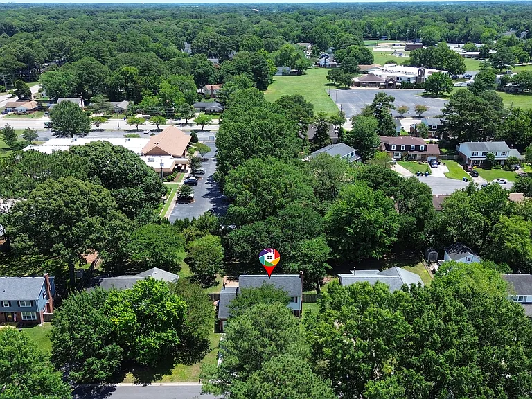 724 Yorkshire Dr — Photo 44
