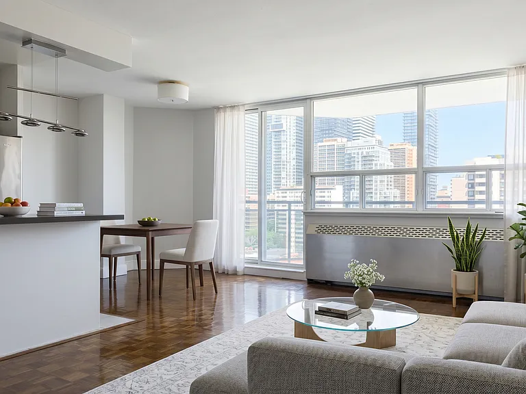 80 Wellesley St E #403 — Photo 4