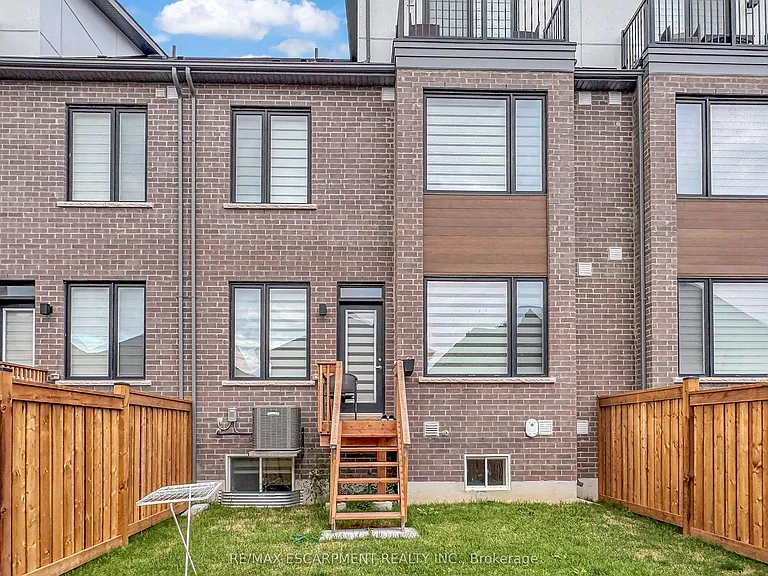 104 Settlers Rd E — Photo 44