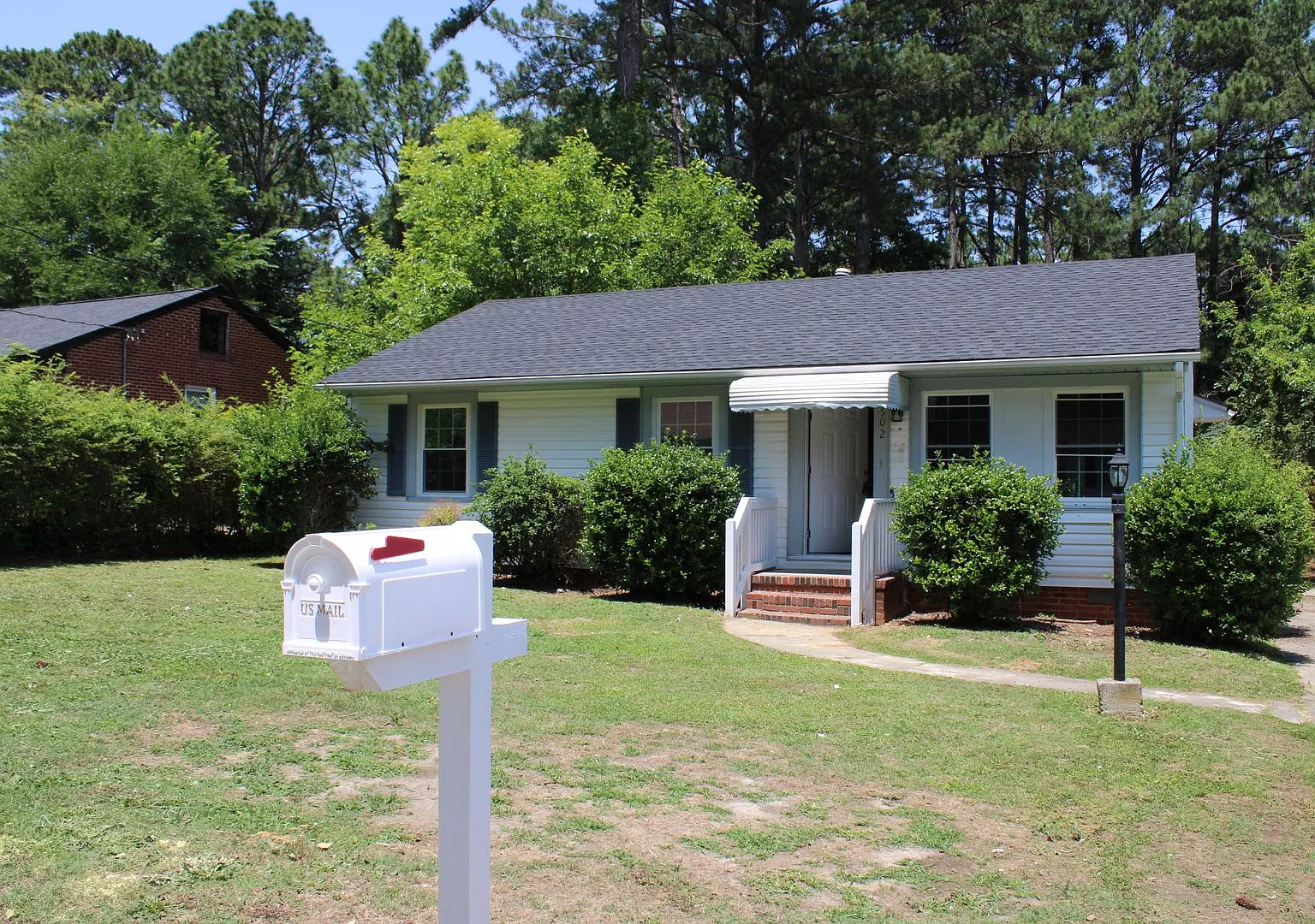 502 Macon Street — Photo 2