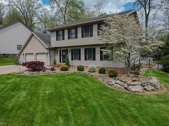 2nd image of 5890 Sharon Dr