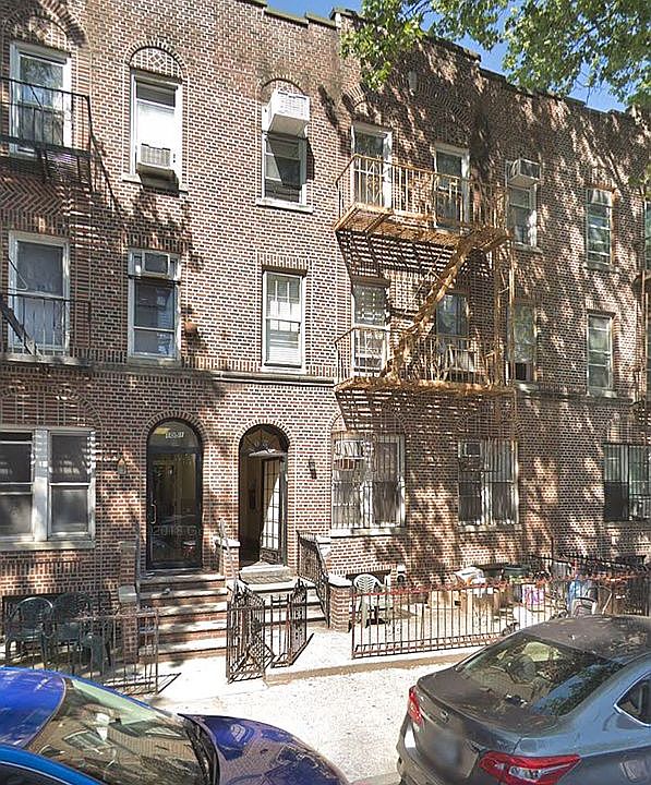 2nd image of 1053 50th St
