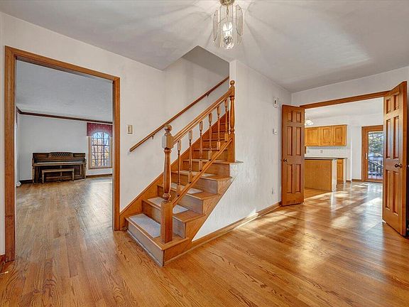 5th image of 1766 Laurel Mountain Dr