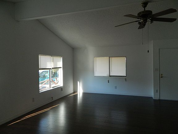 Living room, view 2