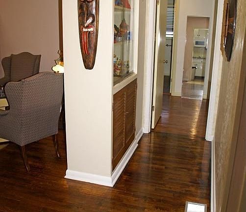 3rd image of 2307 Atkinsen St