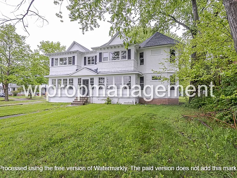 1822 Glendale Ave — Photo 5