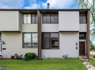 171 Hollingston Pl, East Windsor, NJ 08520