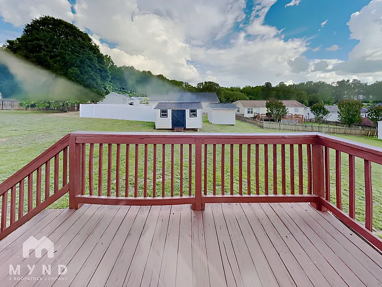 608 Helms Dr — Photo 17