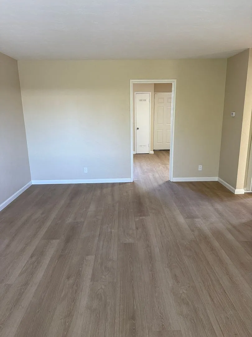 1952 Bellomy St, Santa Clara — Photo 3