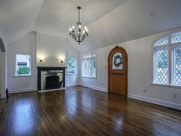 2nd image of 1704 S Florence Ave