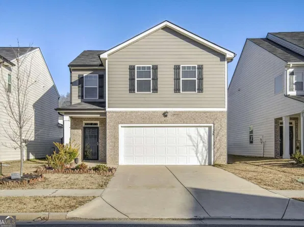35 Cherry Tree Bnd, Newnan, GA 30265