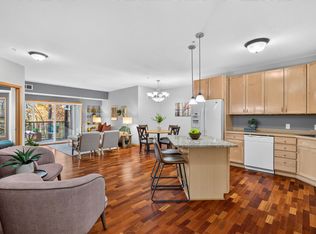 9165 Comstock Ln N Unit 209, Maple Grove, MN 55311