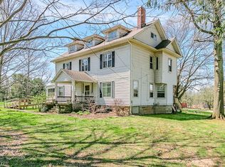 14068 Caves Rd, Novelty, OH 44072