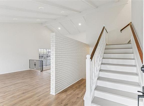4th image of 5016 Tartan Dr