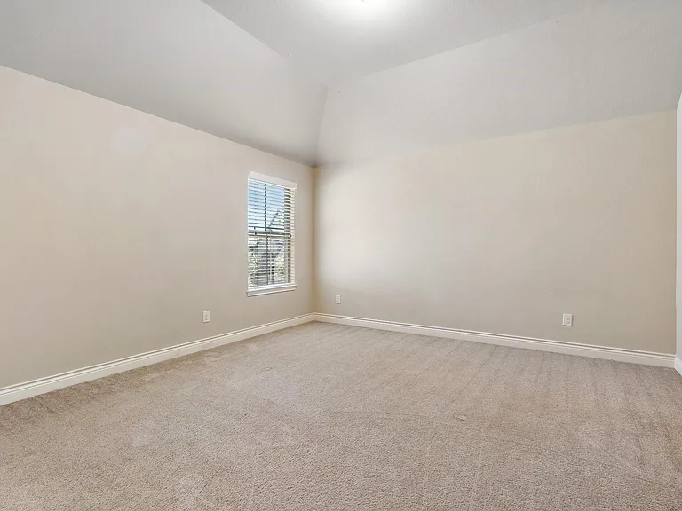 138 Meadow Run Dr — Photo 38