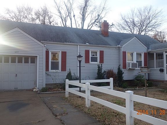 2nd image of 417 Gladstone Pl