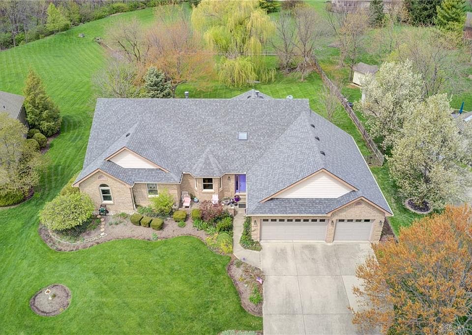 1st image of 339 N Ashleaf Ln