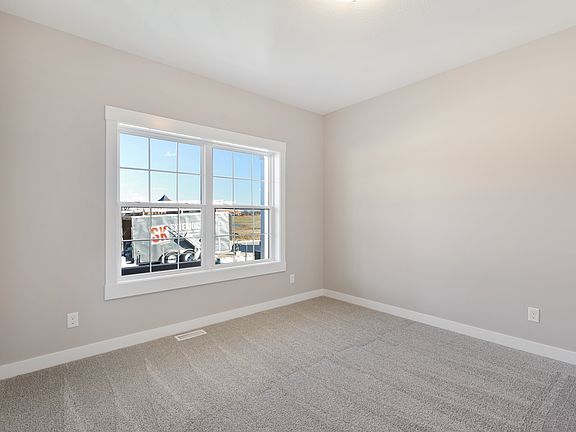 3rd image of Forrest Dr #1S6O8R