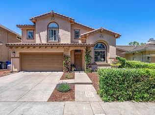 8 Firefly Ln, Napa, CA 94558