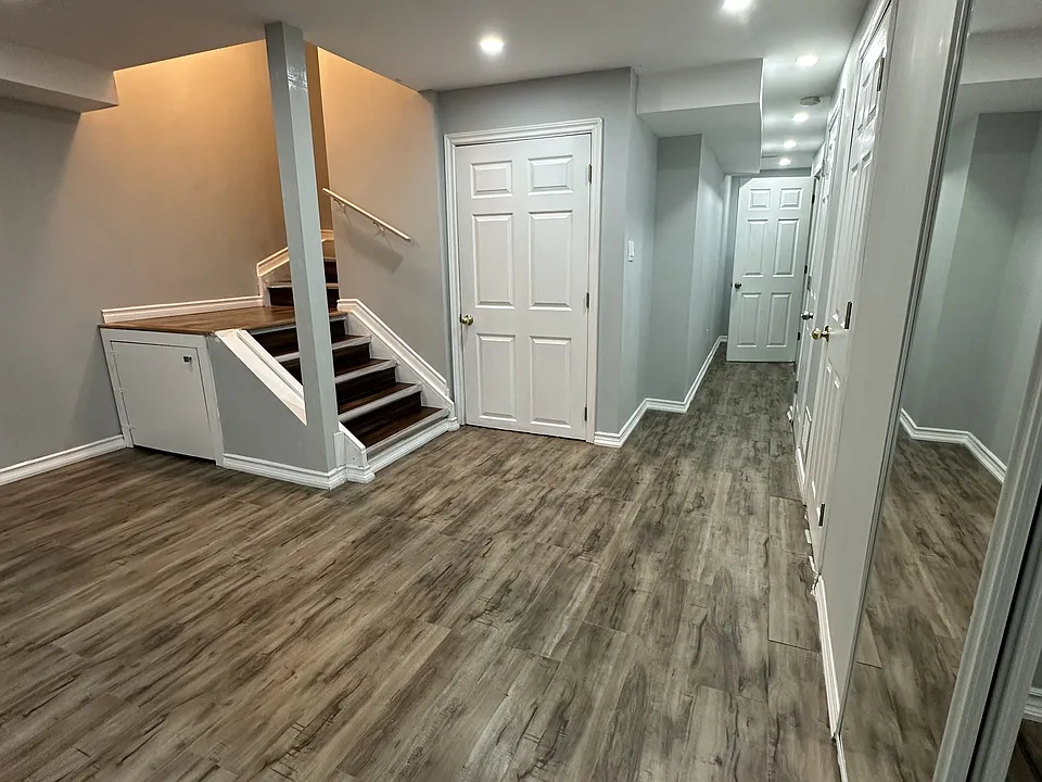 233 Powell Rd #BASEMENT