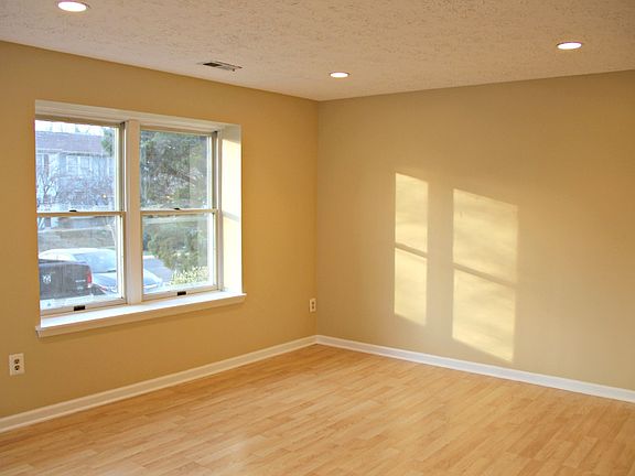 3rd image of 2871 Great Oak Ct