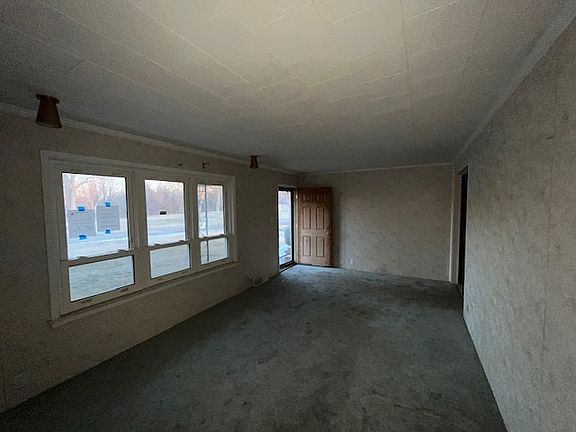 2nd image of 21932 Vestal Dr