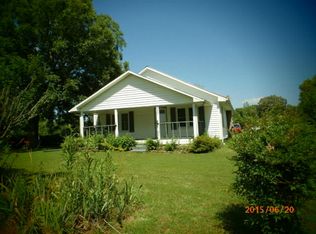 8230 Big Sandy River Rd, Camden, TN 38320