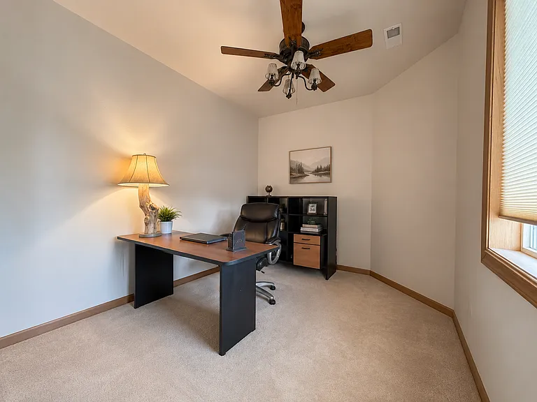 12375 Conestoga Trl N — Photo 36