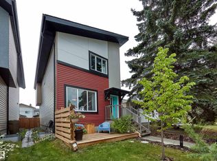 8017A 161st St NW, Edmonton, AB T5R 2K7